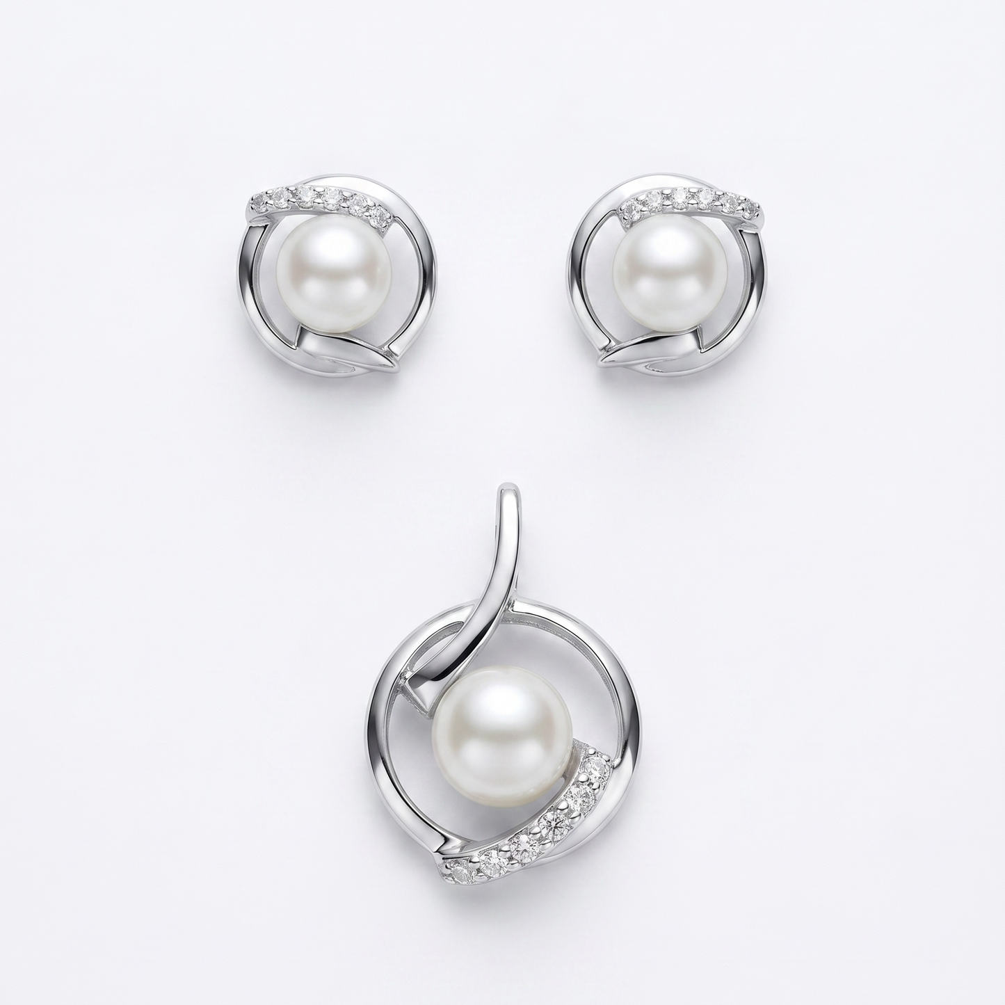 925 Silber Schmuckset mit Akoya-Perle und Swarovski Zirconia – Anhänger und Ohrringe
